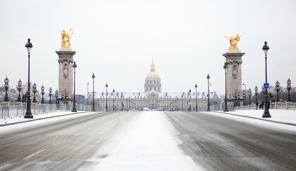 Paris Topdeck Winter Snow