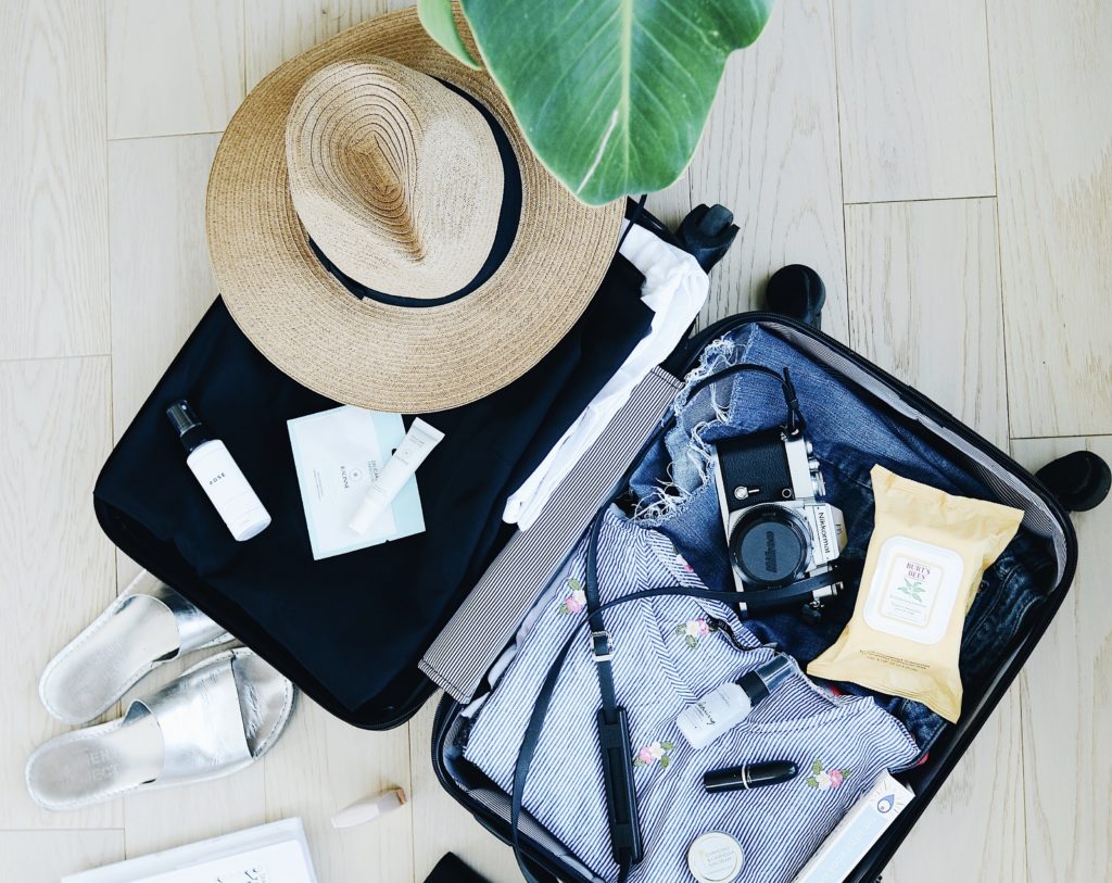 what to pack in your hand luggage