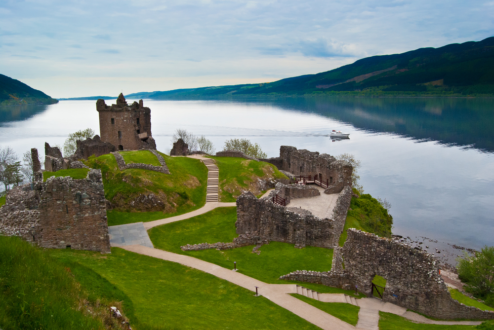 Scotland Loch ness things to do europe twenties