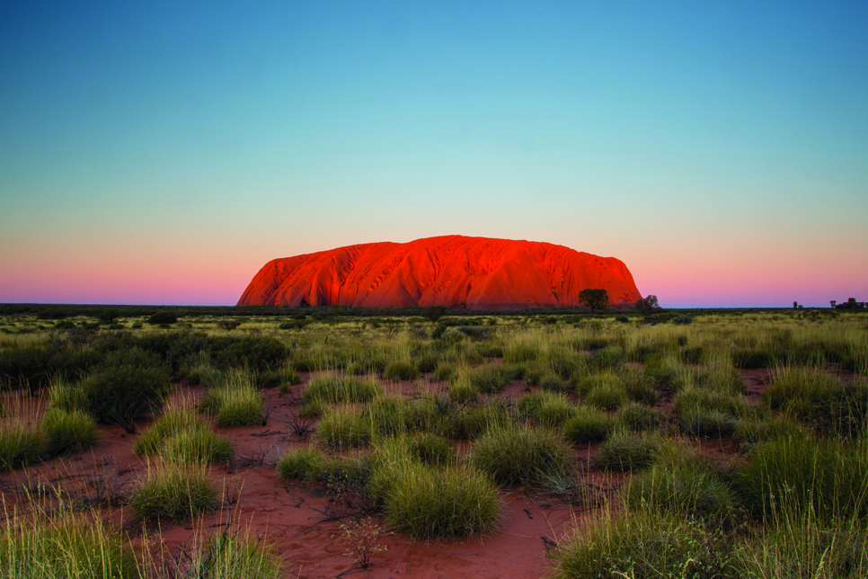 Uluru Ayers Rock sunset landscape things to do in Australia and New Zealand