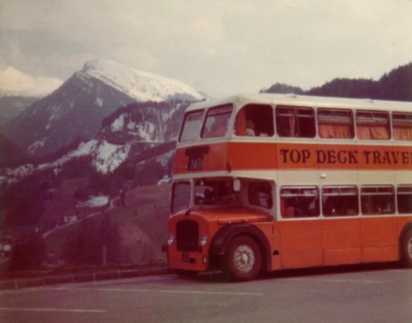 top deck travel bus