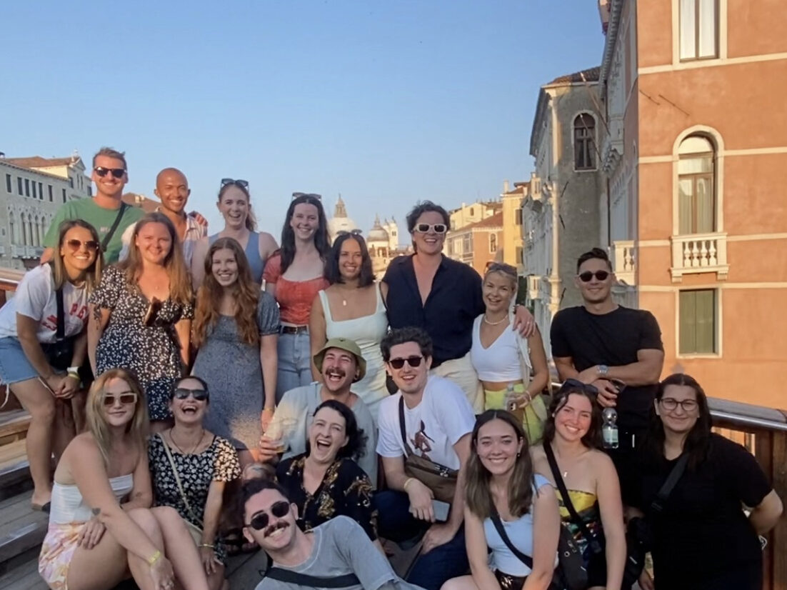 Group of travellers in Italian city